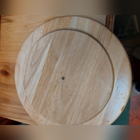 Hand-painted Wooden Turntable - Picture 4 of 5